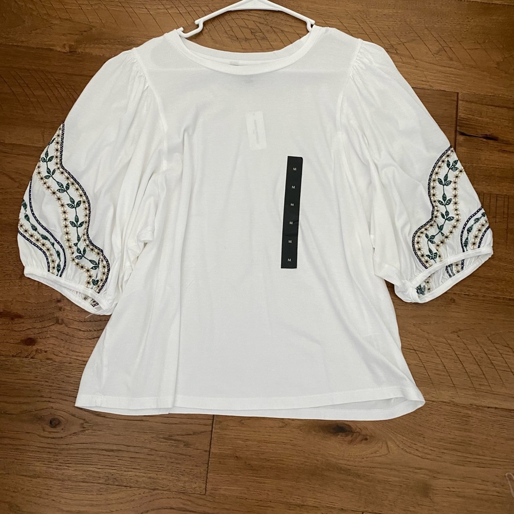 !!NWT!!! Womens White Bananna Republic Blouse